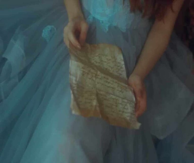 Alice in the wonderland Shifting method